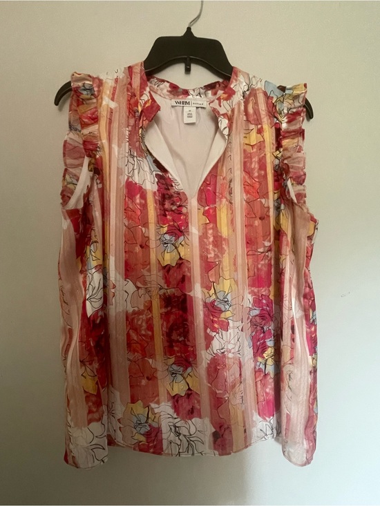 White House Black Market Tops - White House Black Market Pink Floral Ruffle Sleeve Blouse